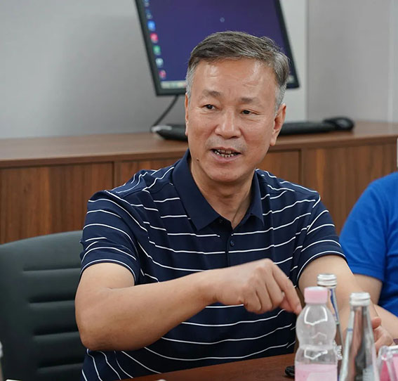 中共中央黨校教授、中國社會保障學會養老服務分會會長青連斌w.jpg